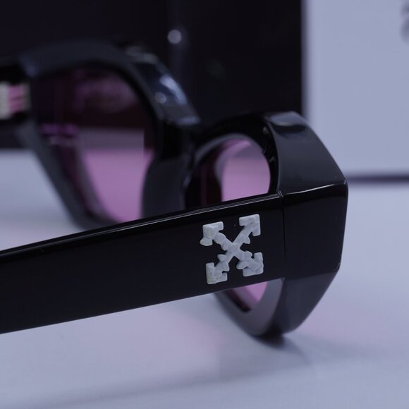 Off-White OERI144 HILO 1030 Cat Eye Sunglasses – Black/Pink Off-White OERI144 Hilo Woman sunglasses | OtticaLucciola main image 2